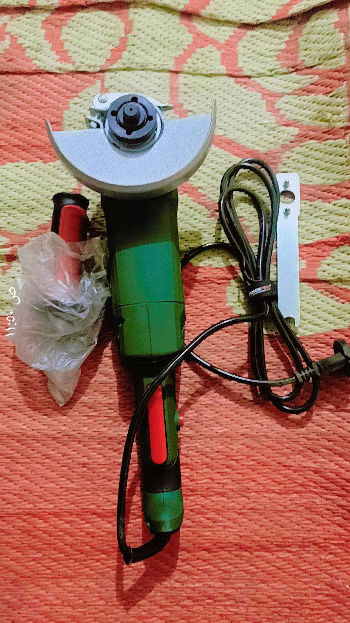 سلام عليكم كوسرات للبيع جديد باله الجبيره بدون ملحقات وزغيره كامله وبكلايتات V12.    رقم بيه وات ساب راسلني ***********سعر 90 كلهن
