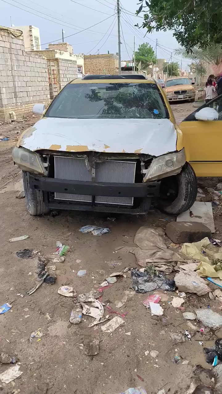 كامري 2009 سنويه صاقطه 21 تريد راعي أو بدون راعي سياره صارت بيهه ضربه وصلحتهه وضلت بيهه نواقص قليله وماعندي أصلح مكاني سوق الشيوخ سياره تشتغل بس تخربط من وره الشوته مكسره بريك فاكس يعني تحملهه بكرين السعر 25وبيهه مجال قليل ***********
