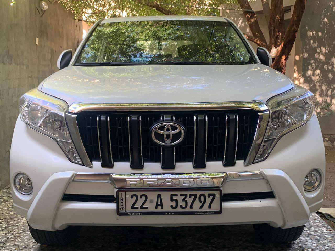 السلام عليكم للبيع برادو 2014 السياره كفاله عامه
فول مواصفات 6 سلندر

 مكفوله حتى من الشخط ماشيه 49 الف حقيقي  السياره على وضع الشركه تجي تفحص وين ما يعجبك سعرها 350 وبيها مجال 
***********
