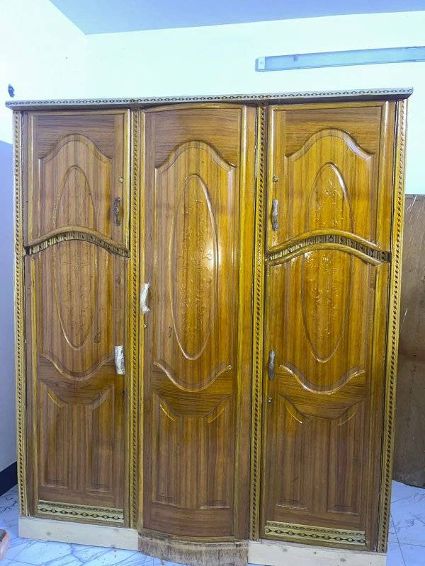 كنتور 3باب نفخ نظيف كامل 
سعر 225وبي مجال 
توصيل متوفر بكروه هم 
مكان ديالئ خالص عرب شوكه


**إذا كنت صاحب هذا الإعلان وتريد حذفه لأي سبب، رجاءا أرسل رسالة إلى الدعم الفني**