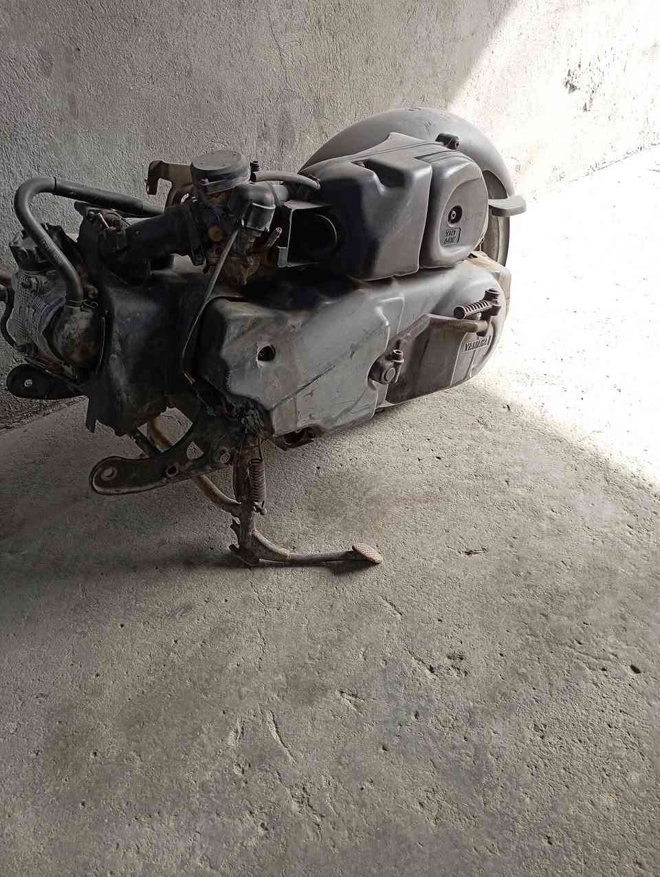 السلام عليكم محرك حاويه للبيع للاستفسار ***********المكان بابل الحمزة الغربي
