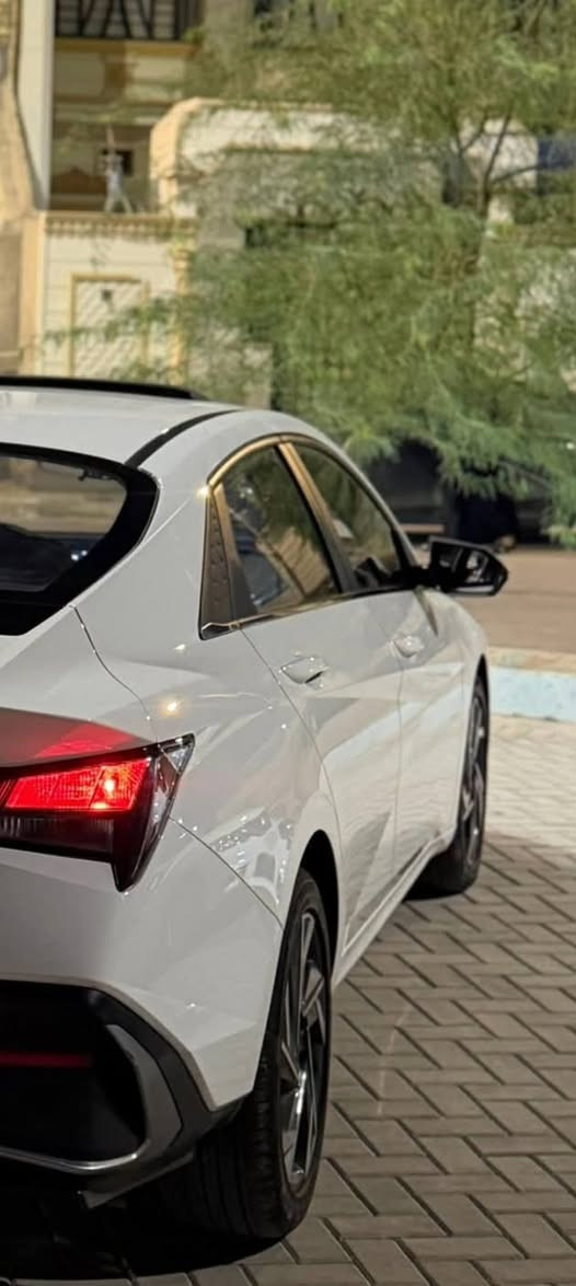 سلام عليكم النترا البيع موديل 2025كفاله عامه سياره جديده السعر 153 العنوان البصرة ***********
