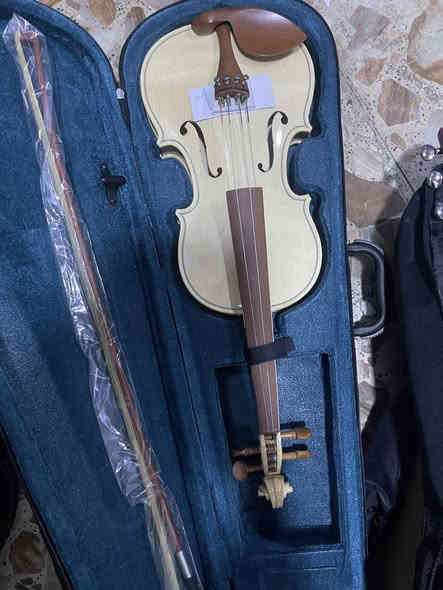 كيتار  للبيع ‏عدد أربع قطع. الأصلي جديد بل باكيت 
‏النجف الاشرف للشرا يتصل معرض العذاري /ابو محمد رضا*********** يوجد توصيل كافة المحافظات
‏
