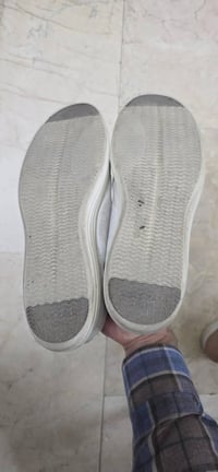 كولهان أصلي • جلد أبيض • مقاس ٤٢٫٥