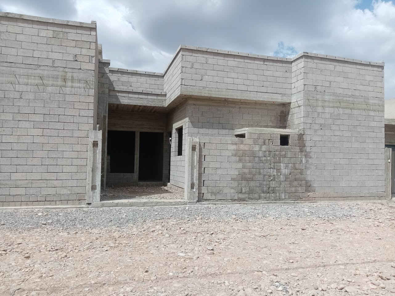 هيكلين للبيع التفاصيل داخل الفديو مجمع طيبه نهايت شارع المدرسه موقع مميز بناه حديث الاستفسار الاتصال عل الرقم ***********
