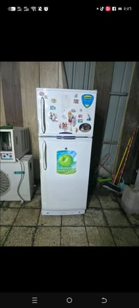 ثلاجه ١٤ قدم • نظيفه • حي الجهاد