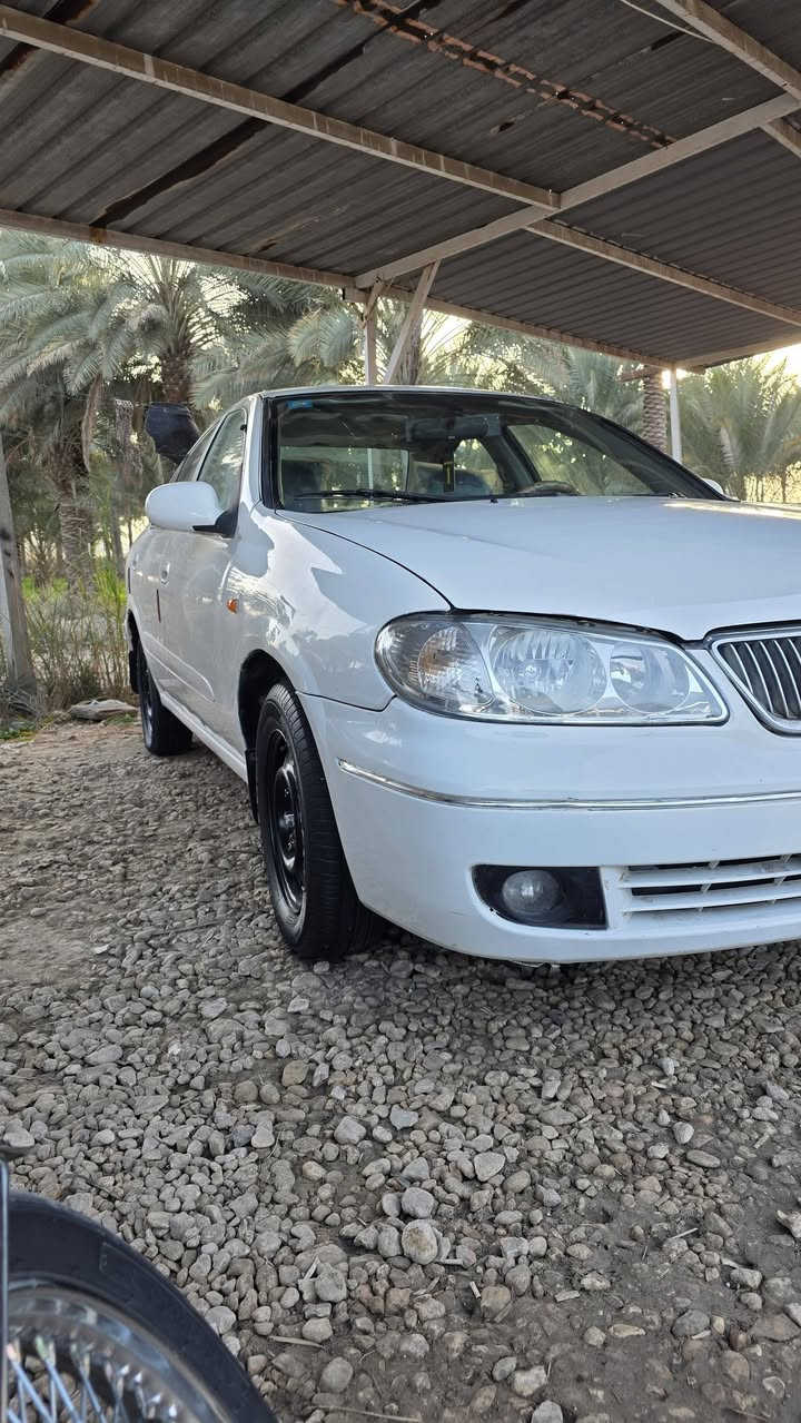 ﷽
للبيع نيسان  يسره بلاد 2001 رقم بغداد دولي  مصبوغه احزان مكينه وكير اوتماتيك جديد تخم تاير شاشه اصفاح موس سياره كامله. مكان بابل المسيب. 
السعر 68 وبيه مجال قليل 
***********
