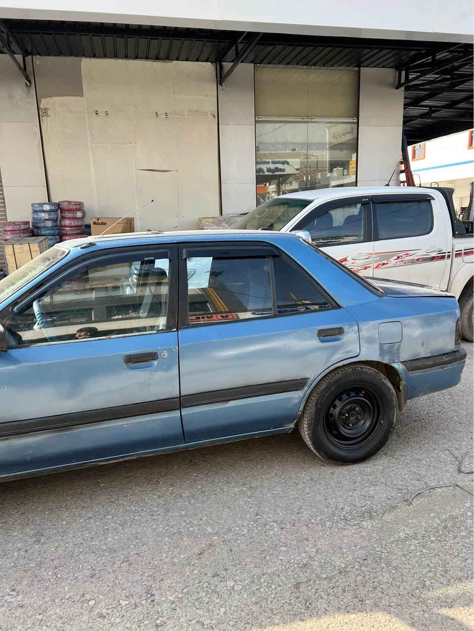 مازدە ٣٢٣ ١٩٩٠ دژەفیتر سەیارەکە رەقەم سەنەوی اصلی لەگەرە بەشەرتی سەیتەرە مالی مەدەنی قەرداری بەشەرت مەکینەی ئەروپی سفری لەسەرە ٣٢٣ ١٦ وەلفی خەلیجی کلاجی نوێ گێر بەشەرت بوخار سەرف بەشەرت ٣ تایەی نوێ تایەی لای سایەق ١ هەینی جارەک هەوای نەقس دەکا لایتی پێشی عەدەسە نوێ ناو غورفەی خاوێنو نوێ وەرگەرای براوە بەشەرت بەس لەیەک سایەقی کەمە سەعری ٢٣ وەرەقەیە مەجالی کەم گەرمی بەشەرت عەماوە بەشەرت هیبنە خۆم بوە مەسروفم زۆر لێکردیە خاوێنم کردیتەوە بەنزین زۆر کەم دەخوا بێمەسروفە زۆر وابزانم کامل وازعە لۆ هەر پرسیاتر پەیوەندی بکەن ***********واتس اپ و ڤایبەری لەسەرە أربيل, العراق
