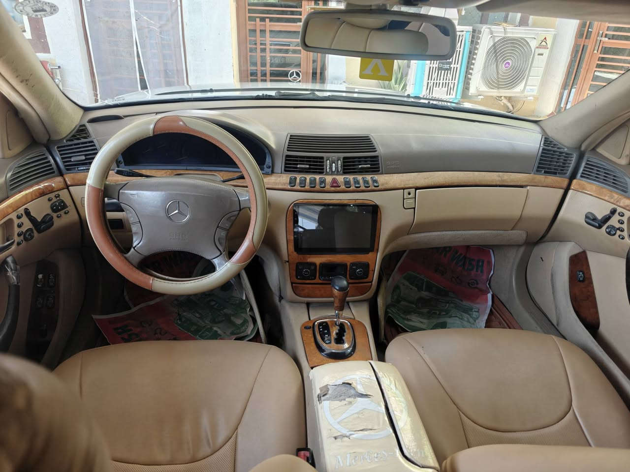 مارسدس غواصه 2002 فول s500 كله جاهزة بدون ظرر بيه صبغ جماليه فقط السعر 105 مكانه بين كربلاء والنجف حيدريه ***********
