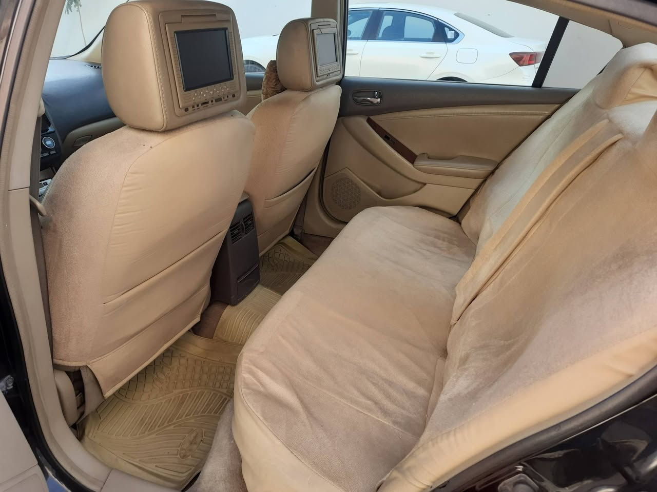 نيسان التيما ٢٠٠٨ خليجي ٦ سلندر تفاصيلها فيديو مع الصور باسمي وكالة تحويل حسب الرغبة السعر ٦٩$ وبيها مجال بسيط نزلت السعر بسبب ارتفاع أسعار الدولار  ***********
