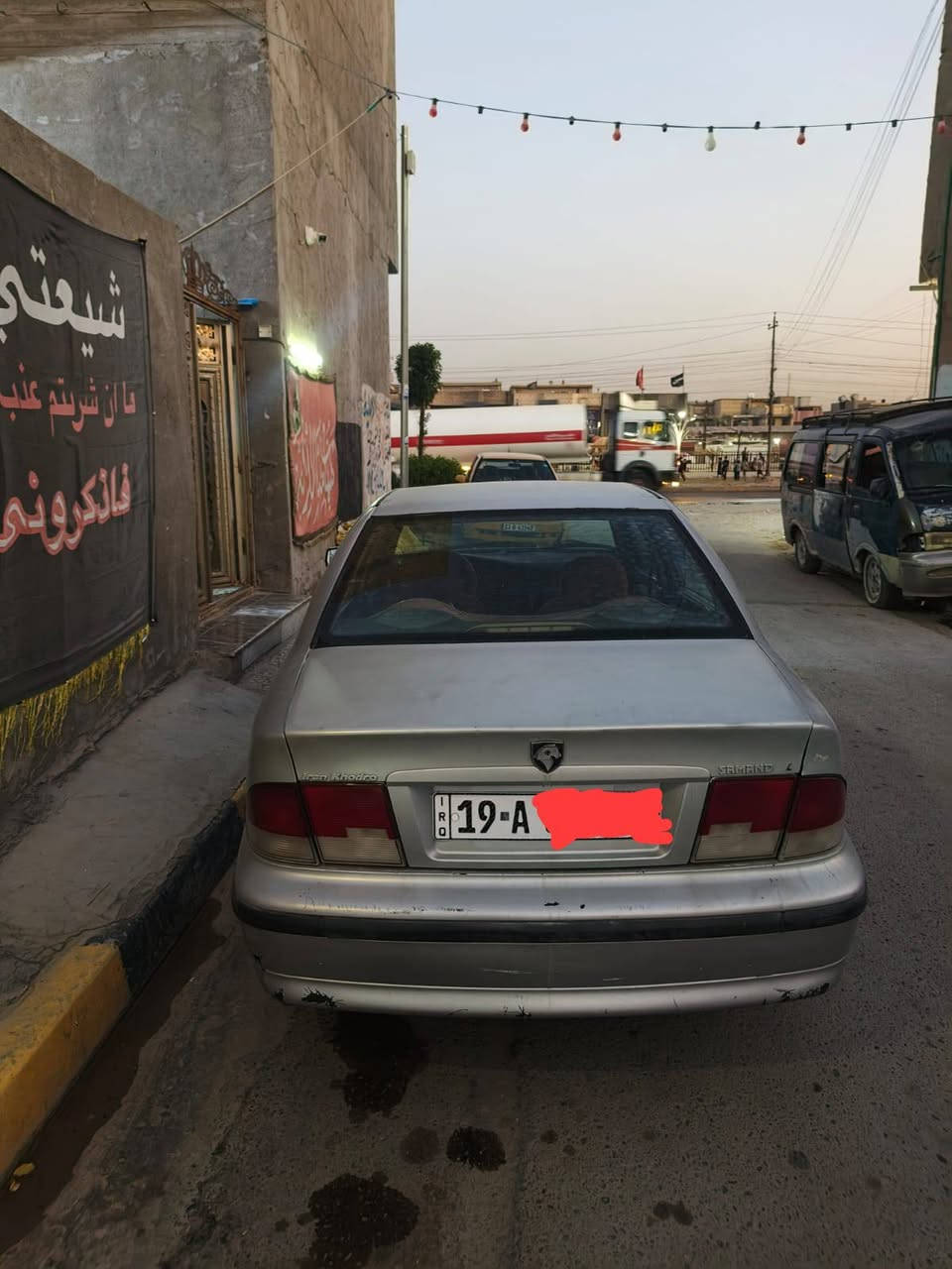 السلام عليكم سمند موديل 2009 نضيفة ما بيها اي ضربة اي صبغه نقص تبريد مو شغال السيارة باسمي تحويل ثاني يوم رقم انكليزي كربلاء مكان السيارة بغداد حي النصر *********** السعر 32 بيها مجال بسيط مستعجل ع ابيعه
