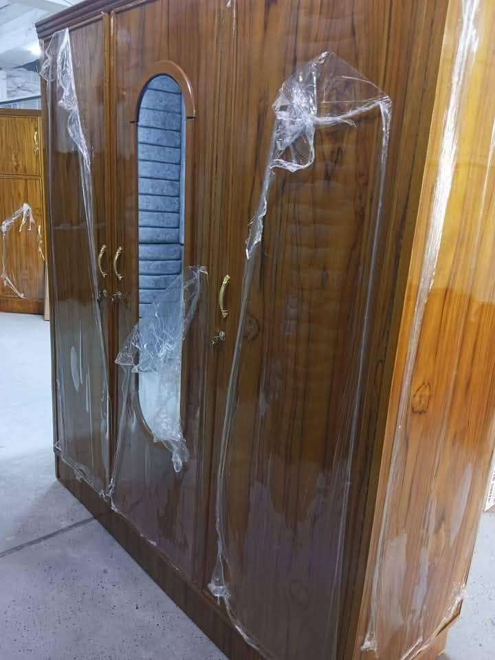 #مجمع_السيد_عمار_للأثاث 💫🫴🏻
بـوفيات صـاج شغل الموصل متوفر قياسات
"متر ونص | مترين | مترين ونص | ثلاث متر" 
كنـاتير 2 بـاب 3 بـاب صـاج شغل الموصل
متوفر لدى مجمع السيد عمار للأثاث 💯
ألعنوان تكريت مجاور المحكمة القديمة وكاتب عدل 
للاستفسار *********** 📲
