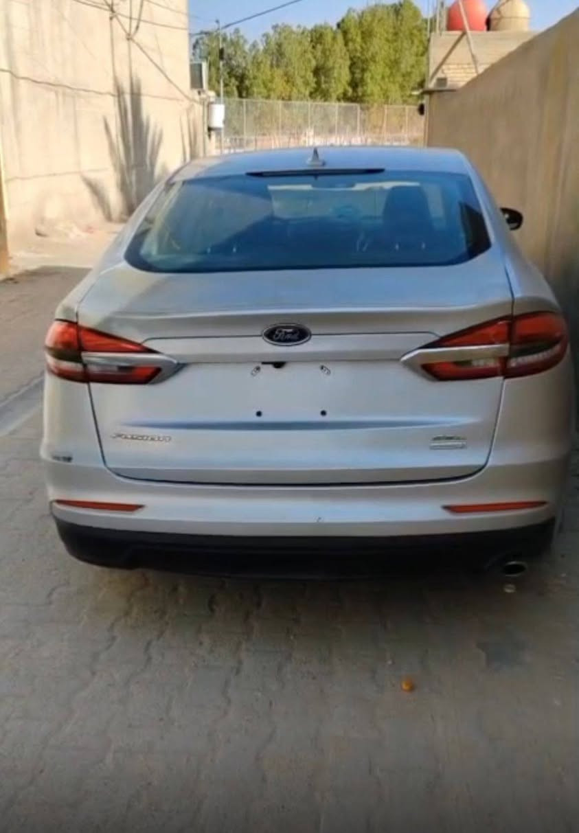 بسعر مميز📣‼️
🚗فورد فيوجن 2019 رقم السياره ٧٧٧٣١
• مكينة 1.5 تيربو
• ⁠مواصفات SE 
• ⁠تشغيل عن بعد
• ⁠جامات 4 تنزيل وتصعيد بالريمونت
• ⁠نقاط عمياء 
• ⁠رادار الحفاظ على المسار مثبت سرعة  
• ⁠مراية داخلية تعتيم تلقائي 
• ⁠كاميرا خلفية 
• ⁠كشنات الامامية كهرباء 
• ⁠بصمة
• ⁠تشغيل عن بعد والاخرى عادية  
• ⁠حساسات خلفية 
• ⁠شاشة جبيرة ( عربي ) جي بي اس 
• ⁠تحكم ستيرن جهتين 
• ⁠شفتات بالستيرن 
• ⁠4 جامات اوتو 
• ⁠رمز سري بالباب
• ⁠كير ماوس 
• ⁠هاند بريك كهرباء  
• ⁠حادث جاملغ الي جهه السائق وجنطه 
• ⁠ماشية 24 الف ميل 
• ⁠بيها كلير من امريكا ماسويته
 ⁠ 
📍مكان السياره كربلاء 

📞رقم صاحب السيارة ***********
السعر ١١٠
