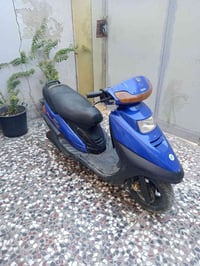 دراجه فراشه للبيع فضائي دراجه طافيه عوزها بس تجفيت بيع او مراوس 078605...