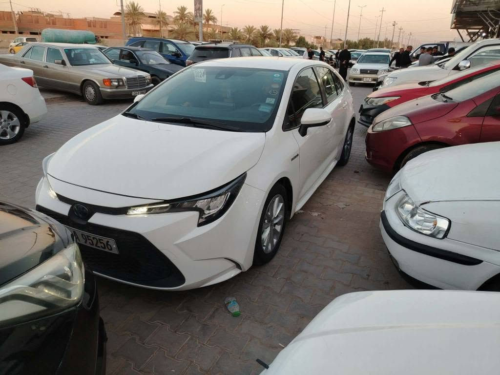 سلام عليكم للبيع فقط كورلا هايبرد 2024 سيارة جديدة بمعنى الكلمه 
وارد ياباني اصل يمنه محولة يسرة بلاد شرط محد يعرفة
مبدل بيهة جاملغ و بنيد بلاديات 
كير ومحرك وحدادية مشروطات 
تبريد ثلج 
رقم نجف انكليزي بسمي تحويل مباشر
ماشية 70 الف km
فول مواصفات السيارة 
السعر 135 ورقة بيهة مجال حك جية 
مكاني نجف الاشرف كوفة 
للاتصال ‏‪***********‬‏ النجف, العراق

