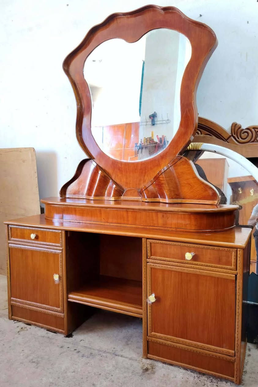 كنتور 250 
ملحقات غرفه ب250

اكو توصيل بغداد بكروه فقط لاستفسار خاص


**إذا كنت صاحب هذا الإعلان وتريد حذفه لأي سبب، رجاءا أرسل رسالة إلى الدعم الفني**