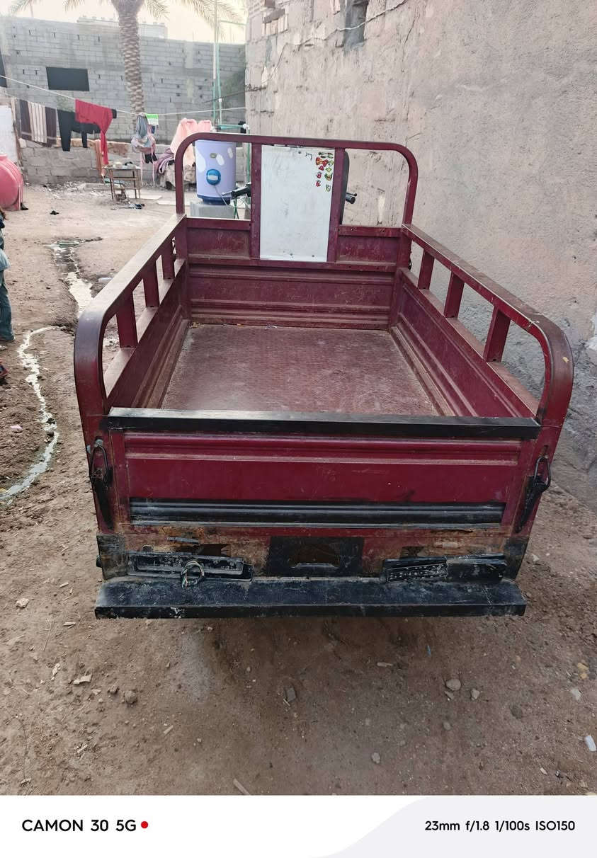 ستوته محوره محرك ايراني شقاله كلشي مابيها فقط يحتاج ترتب كهربائيات وتبدل التاير الامامي قيم سعرها وشايف خيرها


**إذا كنت صاحب هذا الإعلان وتريد حذفه لأي سبب، رجاءا أرسل رسالة إلى الدعم الفني**