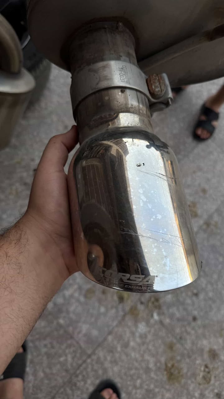 السلام عليكم للبيع:
1_دبات كورسا اكس ستريم550$ وبيهة مجال. 
2_اكس بايب جارجر 2023 جديد 125$ وبي مجال .
3_تحكمات استيرن رادار100 الف وبيهن مجال.
للاستفسار:
***********
