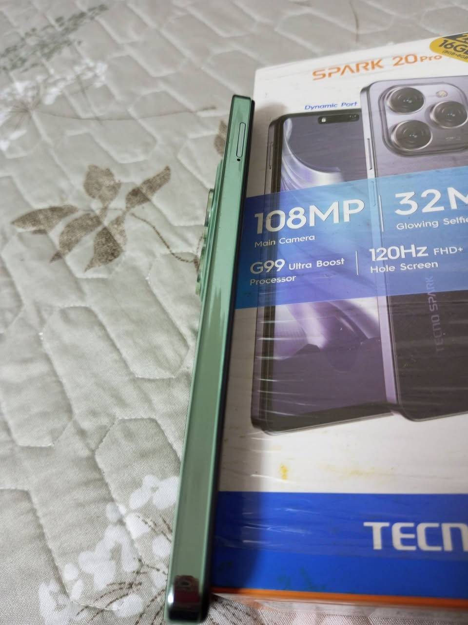 السلام عليكم
tecno spark 20 pro

ذاكره 256

الداخليه 8+8

مكفول كلش نظيف فقط فطر بالشاشه وصار بي سواد للعلم مكان السواد والفطر يلمس طبيعي والشاشه طبيعيه شغاله 

للبيع سعره 100وبي مجال   

***********
