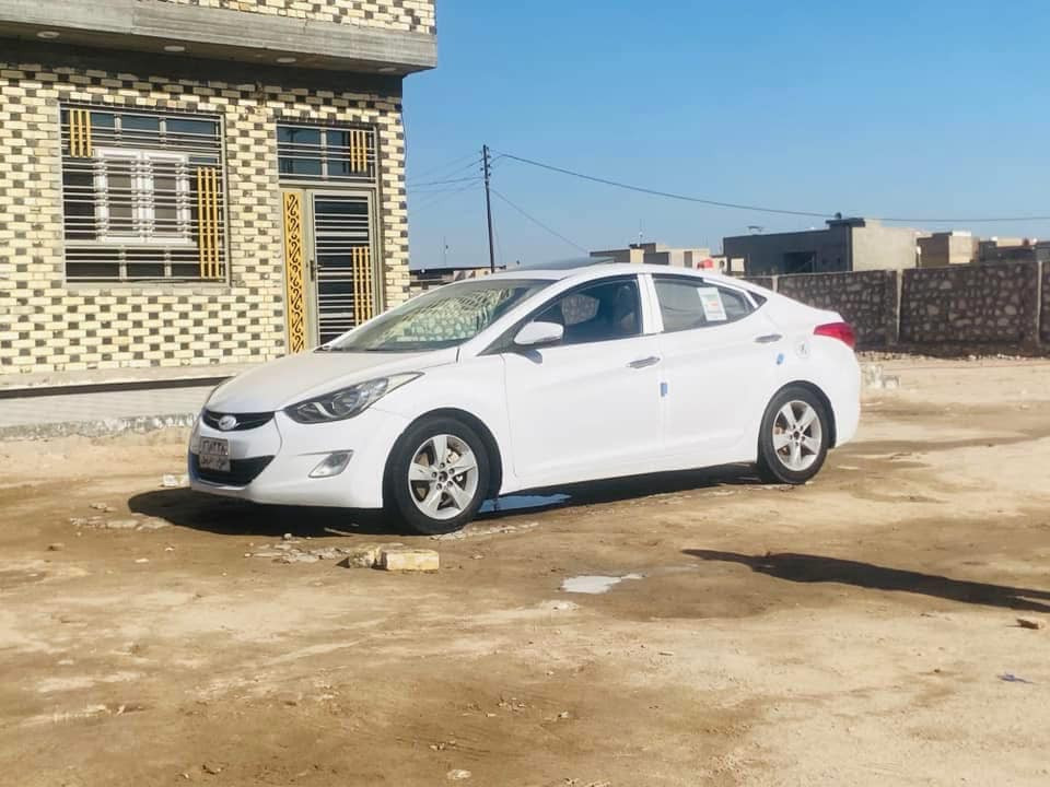 النتره 2013 فول واحد عل واحد بصمه فتحه فول 
كير محرك  بل كرتونه لا تنقيص لا بخار سياره جهزه
بيه صبغ اقل الحزام تريد وكاله تريد تحويل خادم 
السعر 90 مكان نجف كوفه***********
