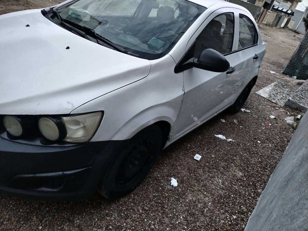 شوفروليت سونك ٢٠١٢ خليجي للبيع مكينه جديده كهربائيات وتبريد على وضع الشركه تخم تاير وباتري وداينمو جدد
ادامه كامله من نوزل ومجول وبلكات وحساسات صالنصه
فقط مشط استيرن بي نظوح والكير بي عته بالتنميره الثالثه وشلعتها تخبل بيها صبخ بنيد وجاملغ بدون دواخل مكانها بغداد التاجي سبع البور السعر ٥٥
***********
