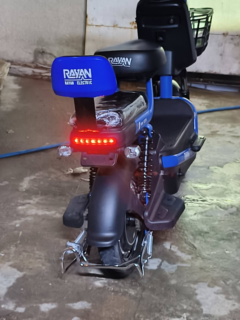 دراجة ريان للبيع حجم 14 مكان بغداد الشعب السعر 325 و بي مجال بسيط باقي التفاصيل خاص


**إذا كنت صاحب هذا الإعلان وتريد حذفه لأي سبب، رجاءا أرسل رسالة إلى الدعم الفني**