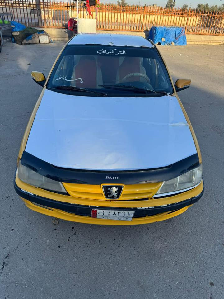 لام عليكم اخواني سياره بيجو بارص موديل 13 السياره نضيفه وحلوه معه العلم بيها شاشه شادها جديده ب200 وتلبيسه هم وارضيه بس هذن الصوره قديمه اخوان السياره بيها خيط هسه طلع بيها ما صارله هواي سعر السياره 23 وبيها قليلي حك الجيه مكاني البصرة الجزيره رقمي *********** اخوان السياره سنويه منتهيه ب19 وماعليها غلامات
