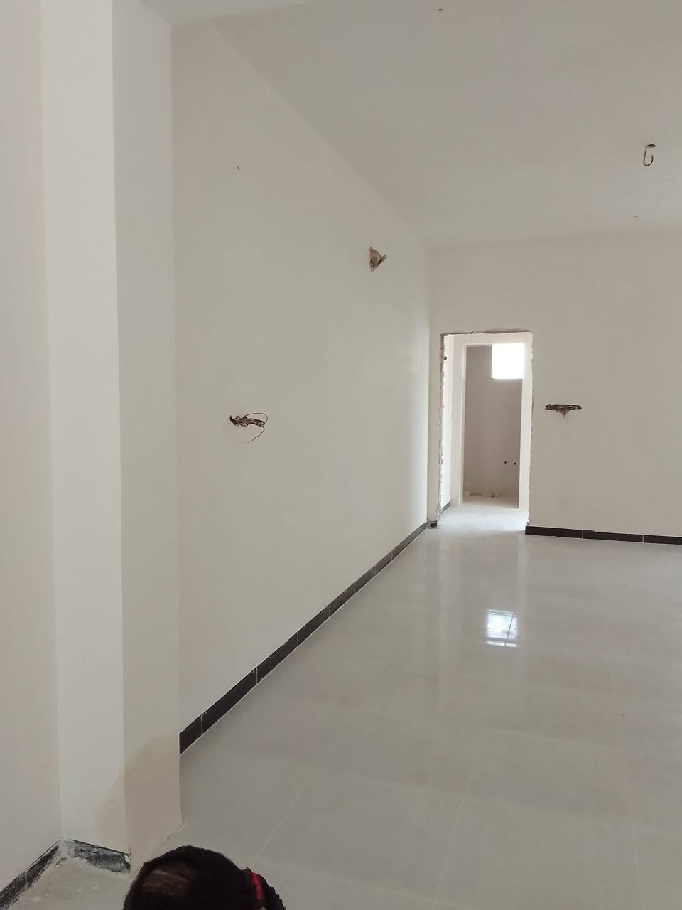 سلام عليكم  اليمحتاج خلفه لبخ
جص بورك   سمنت شغل درجه اولى
مكاني نجف هاذ رقمي 
***********
