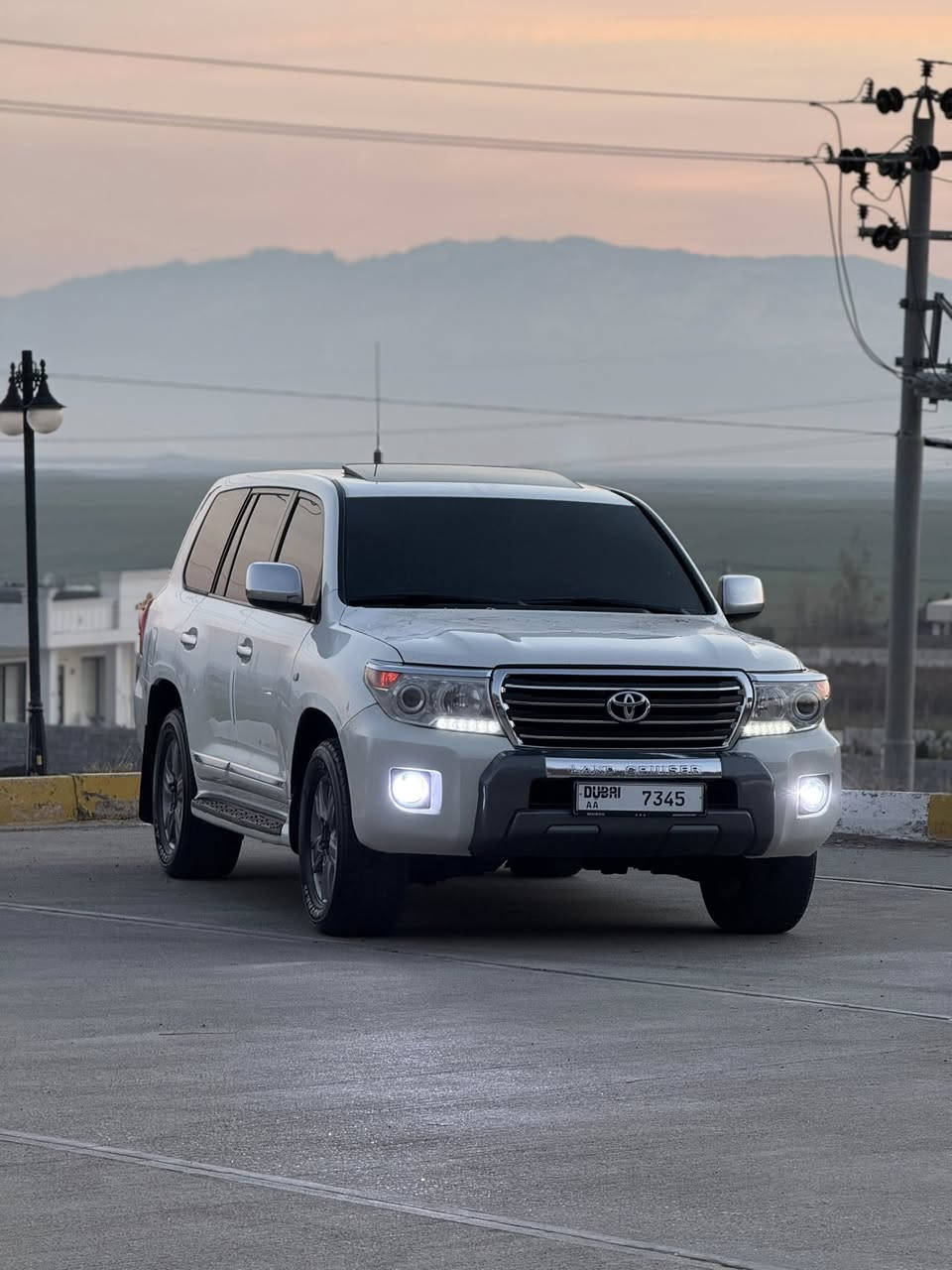 بەناوی خوای گەورە.  ماشاءالڵە لەمالی هەمو لایەک بئ
وەنەوشەی  دووبەی بۆ فرۆشتن بئ سەرەتایە
٢٠١٠ مانگی ٥ کراوە بە ٢٠١٥
GX  فول 
184 k.m رۆیشتوە
گیر تۆماتیک سلایت بەسمە سەلاجە
ناوزەردە 
V8 بەشەرتی ١٠ فیتەر ئەیدەم
٤ ویلو تایەی لۆکی لەبنە
کامل سیرفزم بۆ کدوە
بئ مەسرووفە
دەبل ئەکسل و دەبل گیر هەموی مەزبوت
یەک گلۆب لە شاشەی ئیش ناکات
سەیارەکە بئ بۆیاخە هیجی بیوەنیە
تەنها یەک بەلەی ساردی هەیە
مالی دۆستە مالەکە زۆر خاوین ماوەتەوە
مشتەری  نیت سەرمان مەیشینە لەگەل ریزم❤️
نرخی    ٢٢٠ گەلا
شوین رانیە
*********** واتساب
***********
