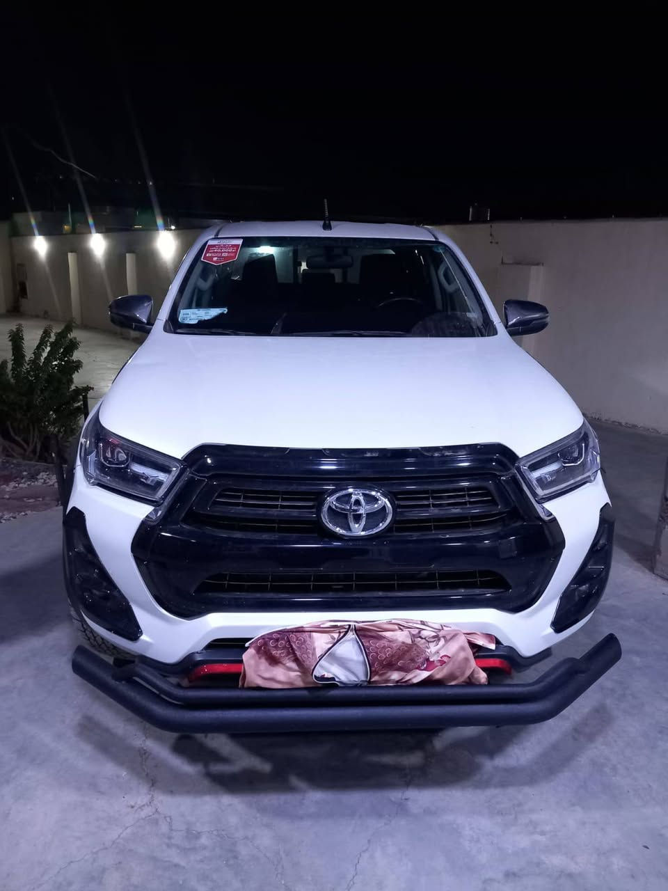 السلام عليكم للبيع 
  تويوتا هايلوكس TRD موديل 2025
 فول مواصفات كفالة عامة ماشية 20 الف 
 مكان/ بغداد _بسماية_ القرية النفطية

الأستفسار / ***********
