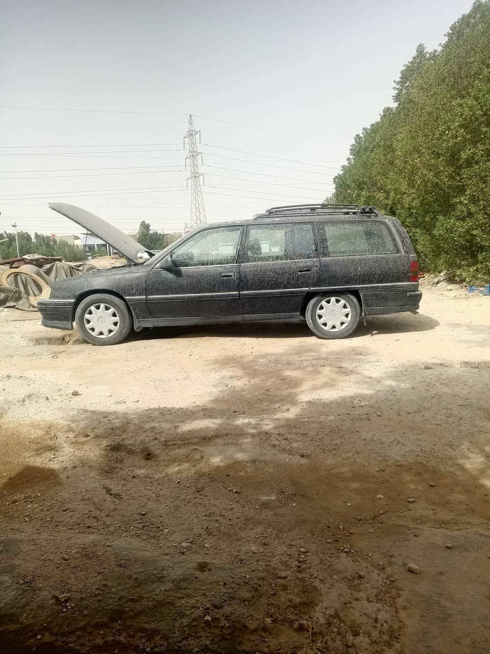 اوبل اوميكا موديل 93 بلادي السيارة جاهزة ما بيه شي السعر 39 مكان النجف رقم ***********

