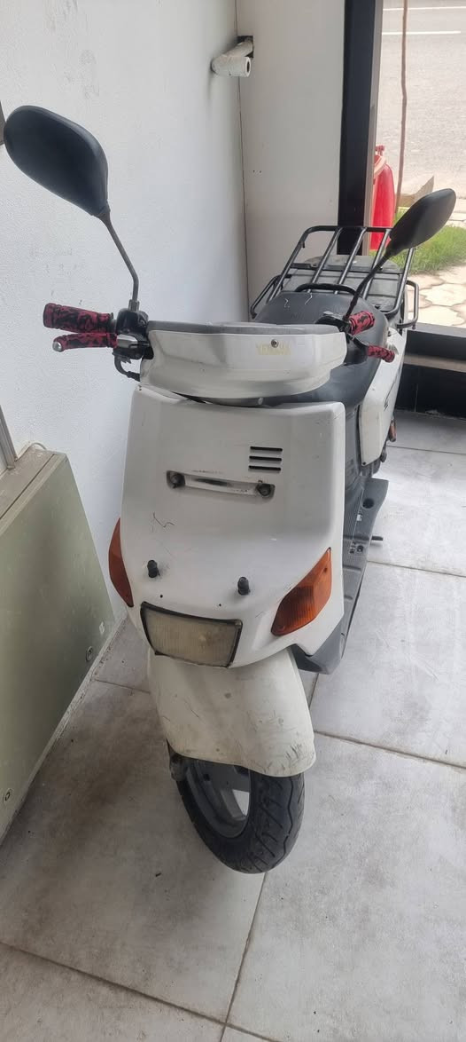 مطور بيكم
كامل لون ابيض جديد كلو شغال ويرمنه بس يردلو باتري محرك شرط مامفتوح بس قبق هندر مفتوح الباقي شرط لل ببع السعر 325 وبي مجال بسيط *********** مكان موصل الايسر
