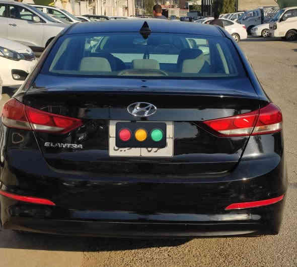 السلام عليكم  السعر120 وبيها مجال بسيط
النترا 
موديل 2018
مواصفات  نص  فول 
نقطه عميا سياره جديده
تبريد تدفئه 
ماشيه84
رقم اربيل
محرك وكير شرط 
محرك 20 دوش 
سياره بيها  وبوند صبغ وبيها شبر بداير الخلفي 
شرط التحويل
السعر120$وبيها مجال 
للاتصال ***********/***********
