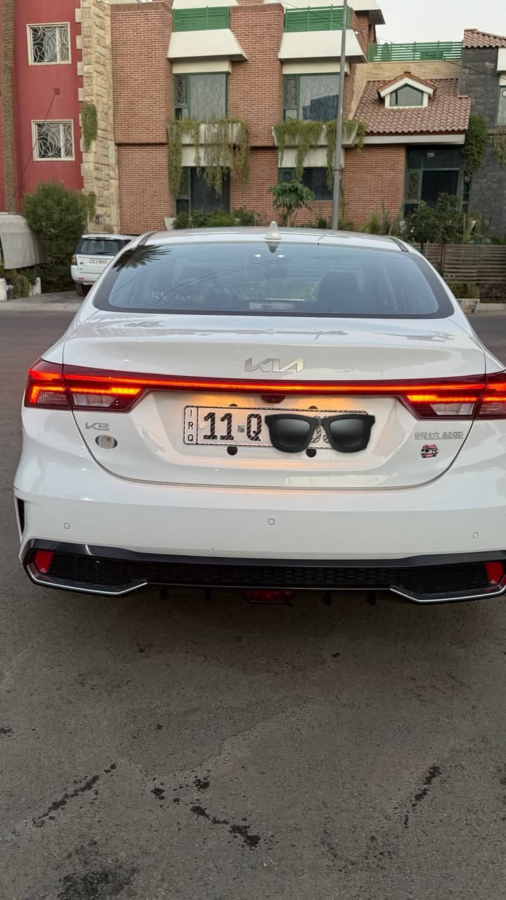 للبيع  /كيا K3 موديل 2024
ماشية 36 الف
بيها منظومة غاز ايطالية وعازل حراري للجام
رقم بغداد
مكفولة من الصبغ
بيها شخط ورصعة بالبنيد
مكانها بغداد - العطيفية
السعر 131$
للاتصال ***********
مكلف بالنشر هذا رقم صاحب السيارة

