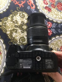 نيكون • نضيفه • بطاريه وشاحن