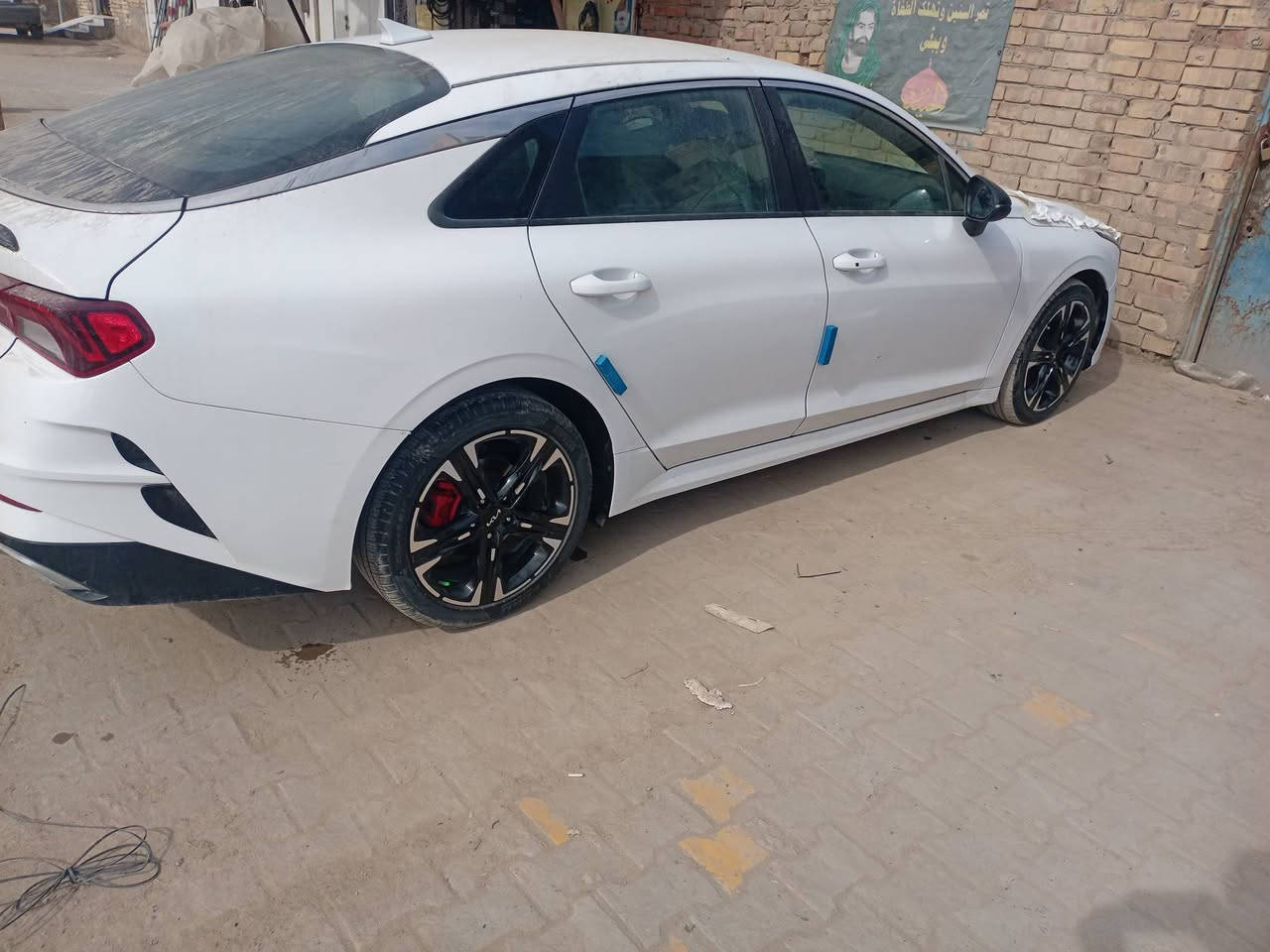 موديل 23 امريكي بدون دواخل
حادثه كلش خفيف دعاميات ابلادي
سعر 168
***********
