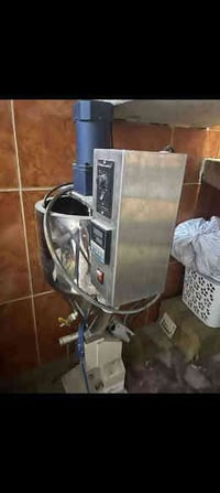 ماكنة تعبئة • سوائل لزجة • اوتوماتيك