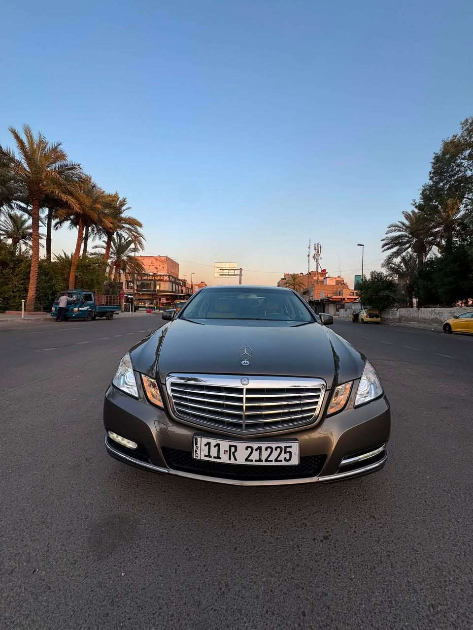 مارسيدس e350 موديل 2012 ماشيه 130 كم تقريرها غرق وما بيها اي عطل السياره وبيها صبغ بنيد وجاملغ اثر جراد المواصفات واضحه بالصور السعر 13500$ يعني 135 ورقه للاستفسار ***********
