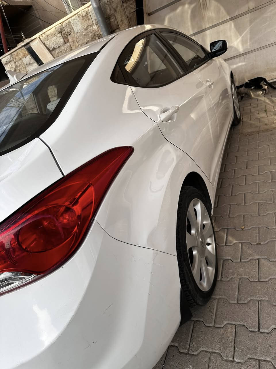 النترا خليجي 2013  Gls اعلى فئة بيهن فول
فتحة 
تحكم ستيرن 
مري كهرباء 
وضعيتين قيادة ايكو ونورمل 
كامرة خلفية - بلوتوث 
صاجات 
محرك 1800 دوش 
السيارة مكفولة من الصبغ عدا الدعاميتين مصبوغة للجمالية 
السيارة اخذتها من صديقي قبل ٣ سنين هو مااخذها  من الشركة صفر حاليا ماشية 108 الف السيارة تبديل الدهن بوكالة ليكمولي ومحسن البانزين اديرلها يعني تفيد الجناي حصرا 
السعر :- 128


**إذا كنت صاحب هذا الإعلان وتريد حذفه لأي سبب، رجاءا أرسل رسالة إلى الدعم الفني**