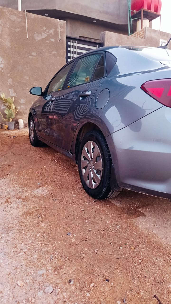 كيا ريو 2019 وارد
رقم نجف 
فقط البنيد صبغ
مكينة1600 جي دي اي
كير AT المرغوب
السعر  95 وبية  مجال قليل
سونر المندلاوي موجود بالصور
مكان السيارة بالنجف
***********
