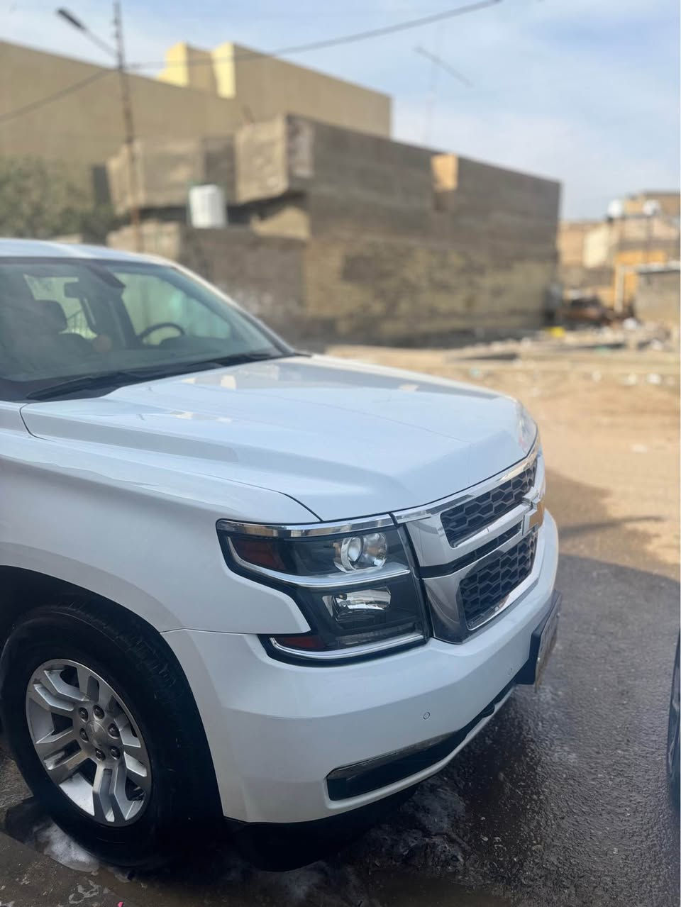 شفروليه تاهو موديل 2017 خليجية LT عداد المشي 102 الف . السعر المطلوب 320 $، مع مجال للتفاوض. السيارة باردة، مع بداية جيدة ومقصورة أمامية مريحة جهة السائق فقط. يوجد بعض العيوب، مثل رش على باب خلفي صدر السيارة في الجزء السفلي، بدون أي تأثير على الأداء. لا يوجد أي مشاكل أخرى في السيارة.
***********.  وتساب او اتصال البصرة, العراق
