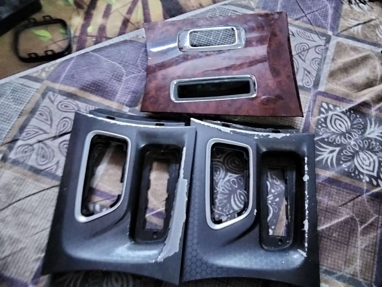 سلام عليكم ادوات جارجر مال تفصيخ كشي موجود مكاني بغداد العبيدي شهداء الوله رقم  ***********
