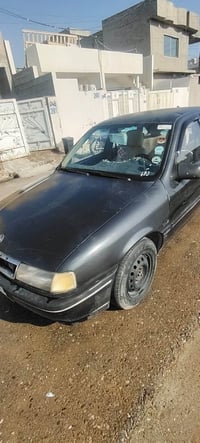 فيكترا • ١٩٩٣ • مكينة ٢.٠