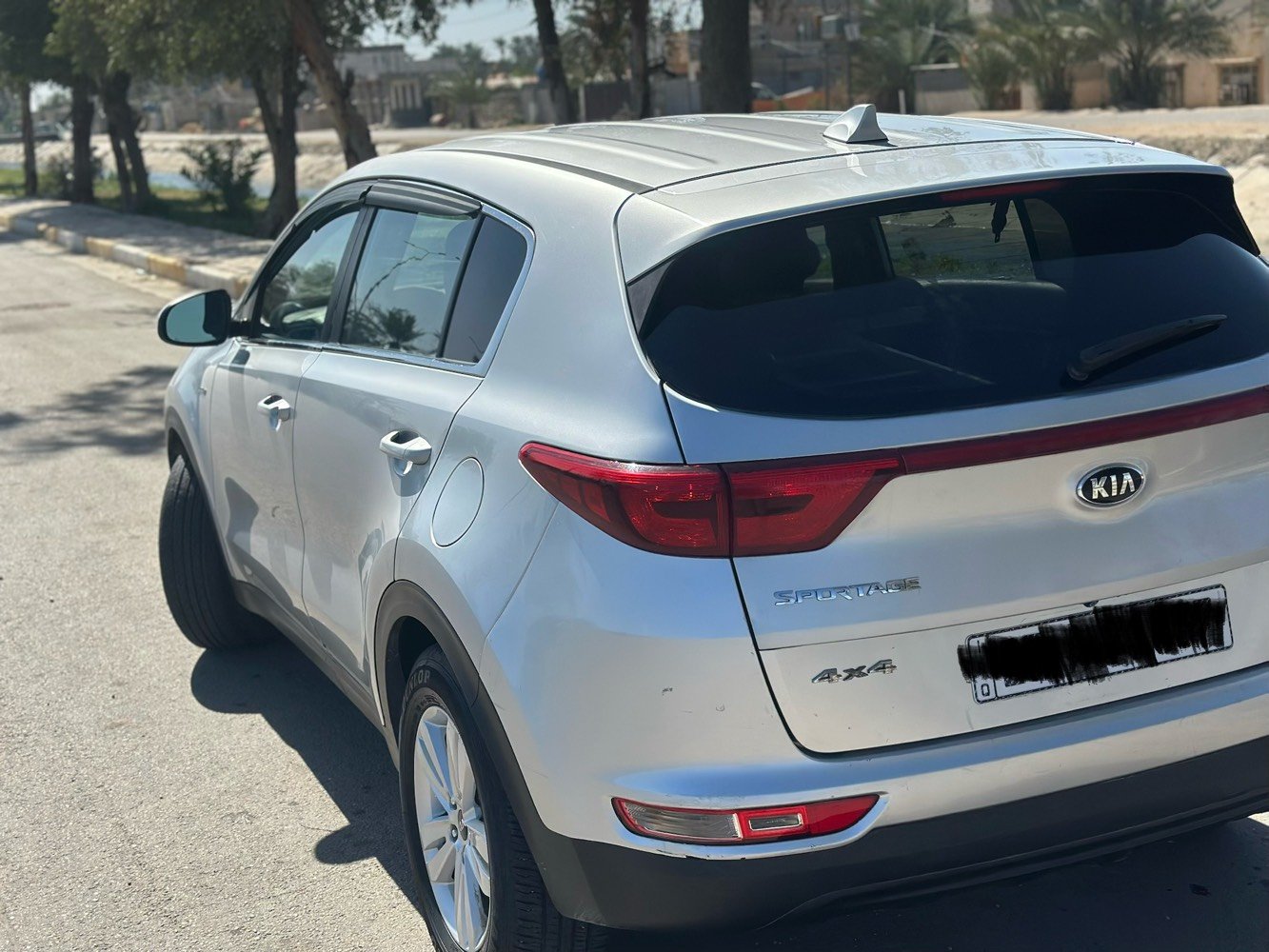 كيا سبورتج 2018 مستعجل بالبيع 
137 ورقه قفل وارد امريكي حادث جاملغ الايمن فقط السياره جددا نظيف والمكينه والكير مكفول مامفتوح بيها برغي 