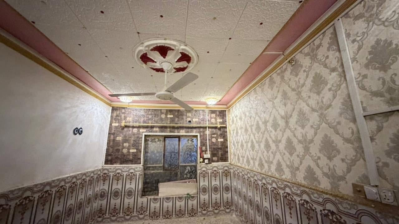 دار سكن –
📄 سند طابو صرف
📍 حي العسكري – البدعة

◾ المساحة: 200 متر
◾ الطابقين:
 • 6 غرف نوم
 • صالتين
 • مطبخ
 • حمام
 • طارمة
السعر 115
#عقارات_الشطرة #الدناني_للعقار


**إذا كنت صاحب هذا الإعلان وتريد حذفه لأي سبب، رجاءا أرسل رسالة إلى الدعم الفني**