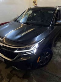 مركز عنايه بالسيارات  بولش احترافي ثلاث مراحل   حمام داخلي بمواد خاصه ...