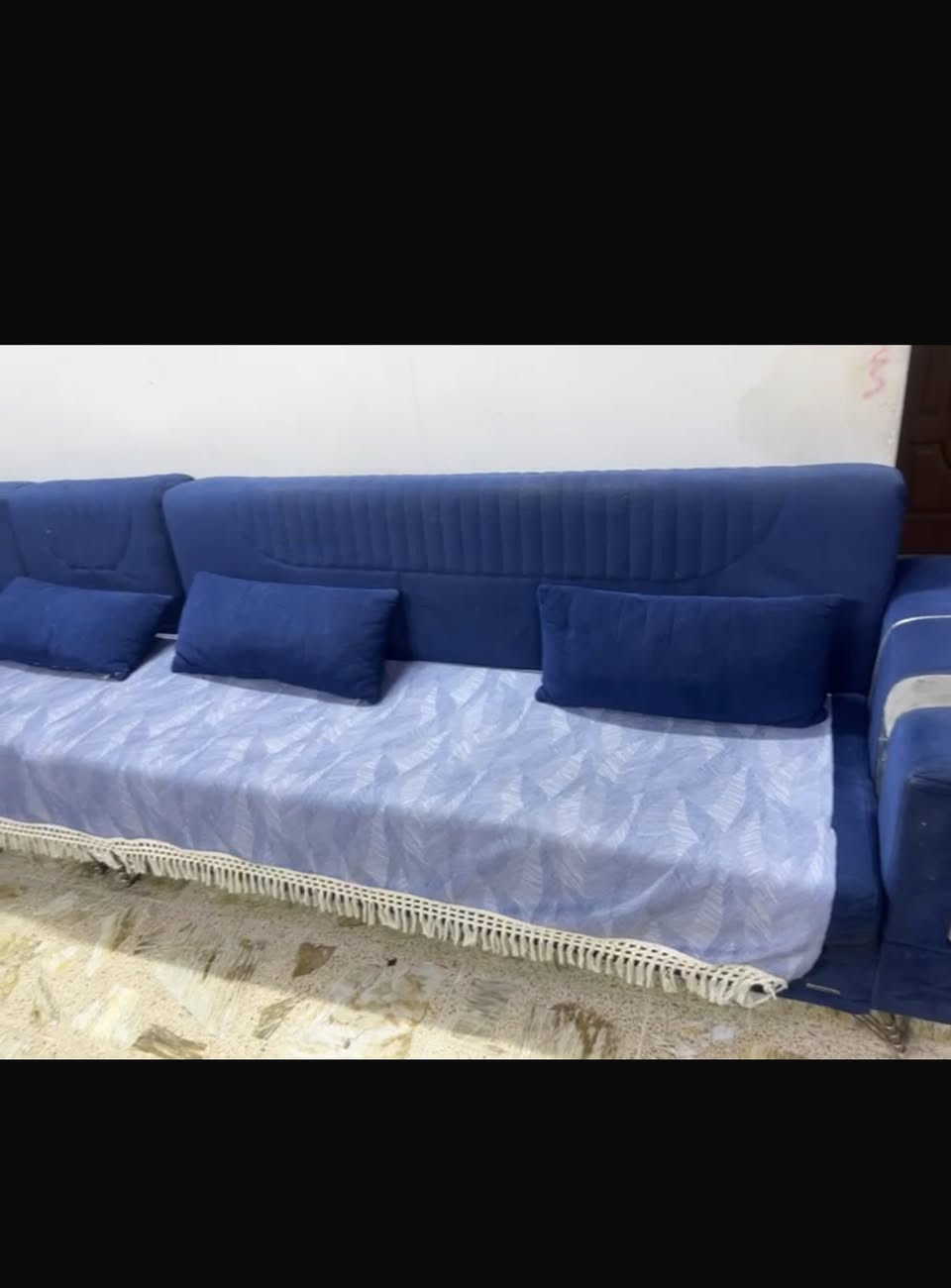 ديوان للبيع خمس قطع عشر مقاعد للبيع تركي مخزن ويصير سرير مكاني الدوره حي الصحه


**إذا كنت صاحب هذا الإعلان وتريد حذفه لأي سبب، رجاءا أرسل رسالة إلى الدعم الفني**