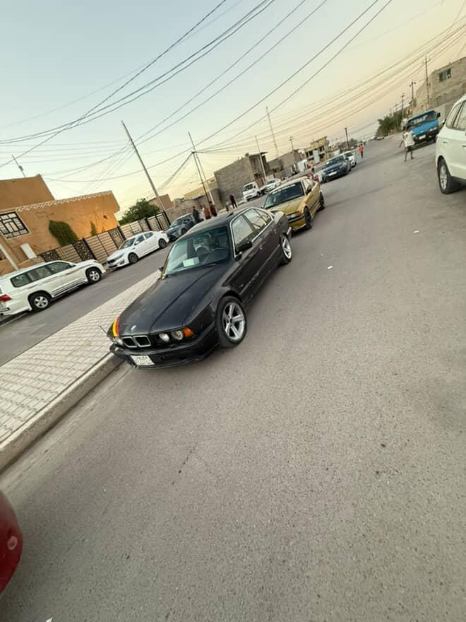 سلام عليكم BAM حجم 535 محرك مفتوح سياره كامله سستم صوت دمامات فتحه كمرات ورا وكدام شاشات 2 لايت زنون مصبوقه جماليه مكفوله من دكت ال جاكوج. تحويل ثاني يوم كهربايات شغاله تبريد شغال بس نكسر راديتر مالت تبريد سعر 45  غير ال ذكرته اني كفاله سياره رياضي شرط محرك تشغيلته عل فلس وتحدا بيم مفتوح بيه هيج نعومه صدر جديد البارحه شاده ورا وكدام. سياره ربع ما تصرف عليه. وليجي ما رجعه الن متوازي يشهد ربي عليه مضنوك حيل  ***********//  *********** يرباكات بلاديه شرط
