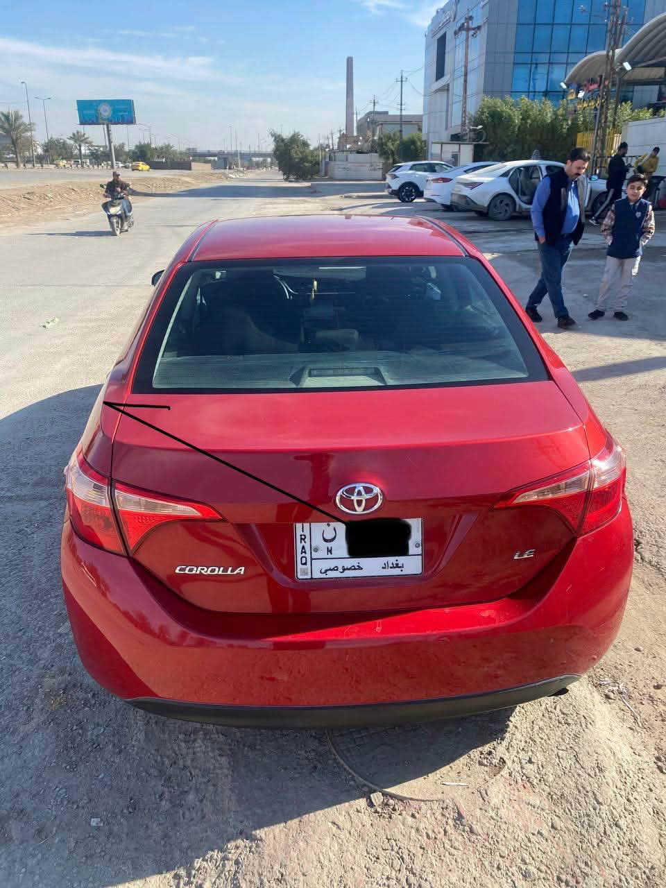 السلام عليكم
للبيع كورلا موديل 2018 وارد امريكي لون ماروني
مواصفات LE
مكينه 1800 
شاشه كامر دواره
تبريد ثلج 
تحكمات استيرن 
حادثها سرقه موضح بالصور ايرباك سليم
والسونار مرفق ويه الصور 
السعر 130 وبيهة محال بسيط
مكان بغداد السيديه 
الاتصال 
***********
