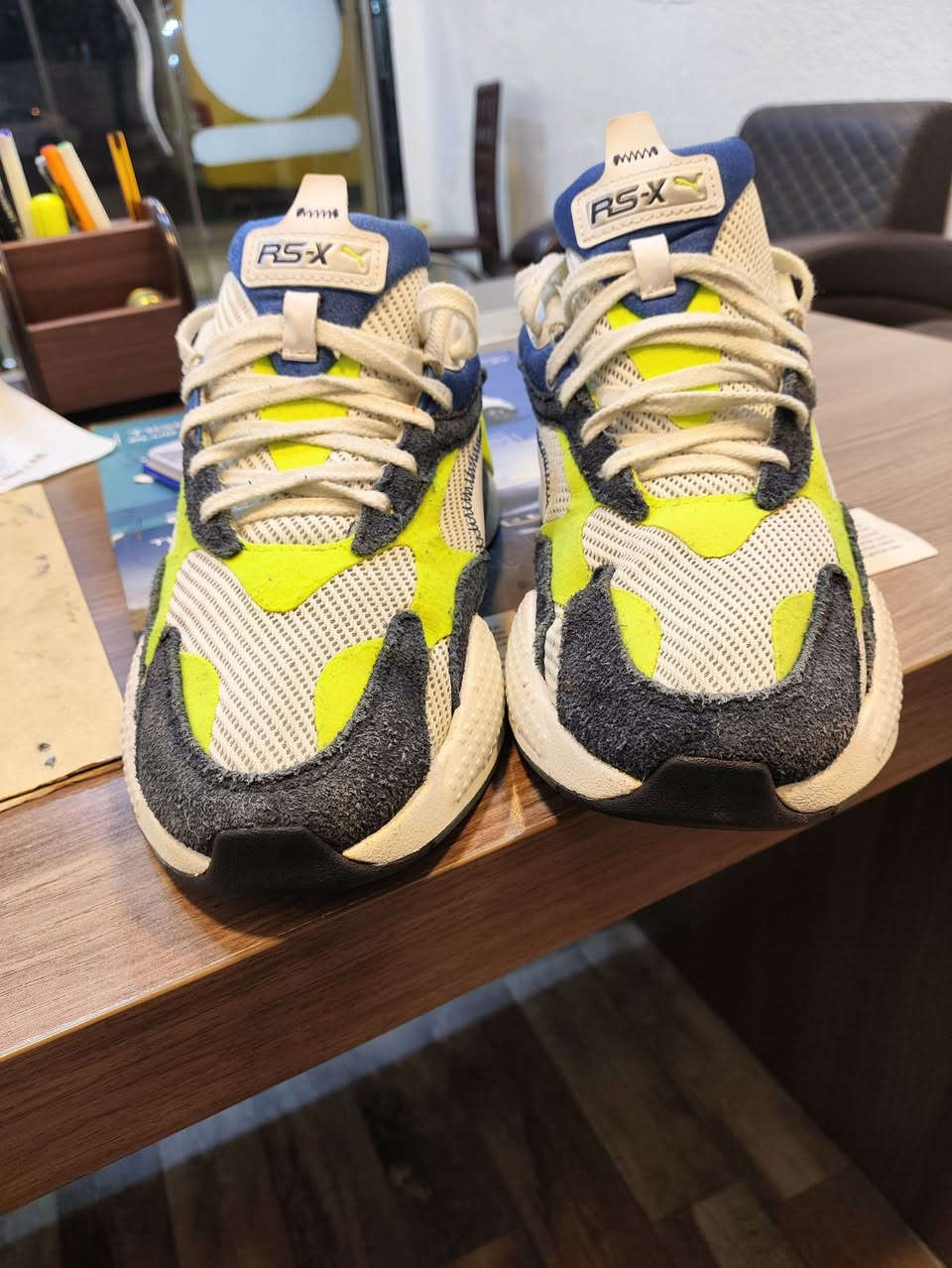 Puma RS-X
Running system 
باله اوريجنال
نظافة %99
قياس 42
27cm
يتوفر توصيل 6 الاف لجميع محافظات العراق 🚙


**إذا كنت صاحب هذا الإعلان وتريد حذفه لأي سبب، رجاءا أرسل رسالة إلى الدعم الفني**